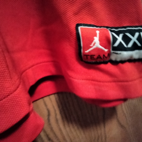 2 Jersey's. - Picture 2 of 9